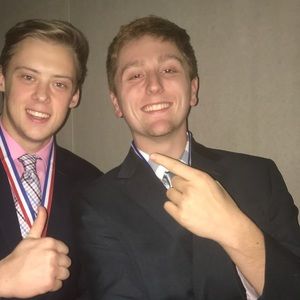 Meet your Posher, Bret